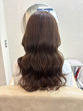 ソア 並木坂(Soa) 韓国風スタイル/レイヤーカット/髪質改善/透明感カラー/熊本