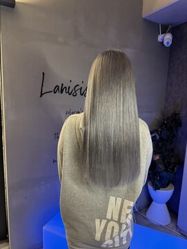 ラニシス ヘアー(Lanisis Hair) シルバーグレー