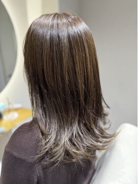くすみブラウン×ロング
