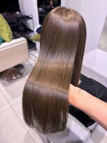 ステア ケース(stair case)&nbsp;韓国オリーブブラウンカラー髪質改善トリートメント