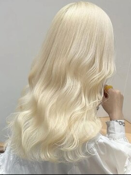 ティアム 渋谷店(Tiam shibuya) ダブルカラー/ケアブリーチ/ハッシュカット/小顔カット/韓国