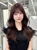 アイヴィ 表参道(IVY)&nbsp;憧れうるツヤ韓国くびれロング/薄めぱっつん前髪/ピンクブラウン