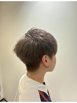 ラ ブーケ 御器所店(La Bouquet) 高め刈り上げのミルクティベージュ