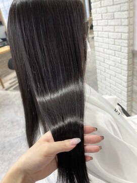 リーオオサカ(Lee Osaka) 【Lee大阪店】プラチナ☆ブラック/新出奈津樹