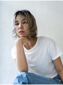 "ハイトーンウルフボブ ホワイトカラー"