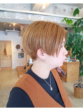 スタンド(STAND) ベージュカラー