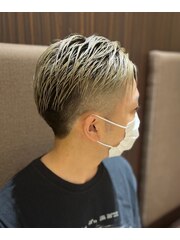 30代コンマヘアビジネスかき上げツイストパーマツーブロック