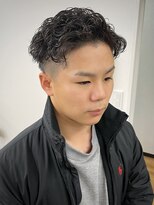 メンズカット　パーマ　ツーブロック　ビジネスマンショート