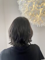 ループヘアー(LOOP HAIR) シースルバング×くびれミディ