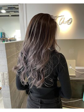 タオ 河原町(Tao) "グレーバレイヤージュ"