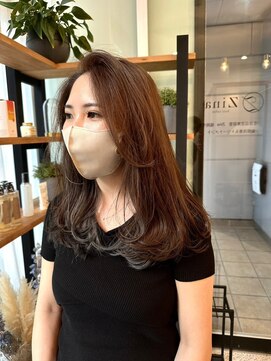 ジーナ セントラル銀座(Zina) インナーカラー＊シルバー＊アッシュベージュ【ZinaCENTRAL】