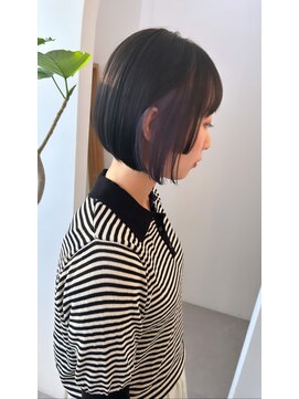 ゴカン(Gokan) ミニボブ ステップカット インナーカラー