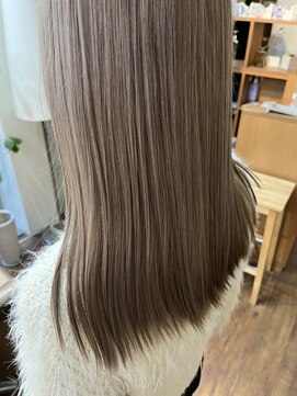 ヘアールーム グリン(Hair room GRin) くびレイヤーエモージュ