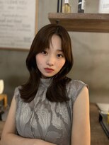 メゾンドムニ 恵比寿(Maison de MUNi)&nbsp;セミディシアーカラーオリーブベージュ２０代３０代４０代小顔