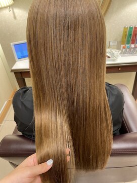 松本平太郎美容室 銀座本店 ツヤ髪ロング