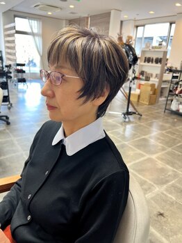 シェノン(chainon)の写真/髪のお悩みを解決するグレイカラー♪大人女性の髪の悩みに向き合い、あなたの理想のカラーを実現。