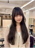 ザクザクフェイスレイヤーワイドバングロングへア20代30代