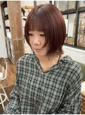 20代30代ショートウルフボブレイヤーカットボルドーカラー