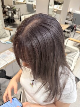 パプス ド コワフュール 川西能勢口店(Pap's de coiffeur) ブリーチでラベンダーアッシュ