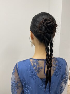 ランリ 金山 名古屋(Ranri) 【三つ編みアレンジ】　金山/名古屋/ヘアアレンジ