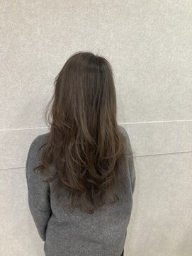 ロングレイヤー×アッシュブラウン