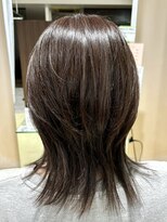 アズール 草加(azule)&nbsp;レイヤーカット　ミディアム　くびれ