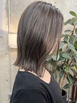 ノード(NODE)&nbsp;栄ハイライト透明感耳掛けボブスタイル