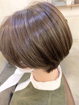 エイジングケアサロン@Hair 西葛西【アットヘア】の写真/【大人女性のお悩み解決】優しさにこだわった薬剤でダメージを最小限に抑え、上質な艶髪を実現◎