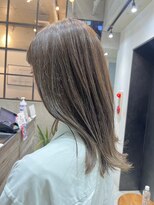 フェリア 渋谷(Feria) 【Feria】オリーブグレージュ 福田沙也加