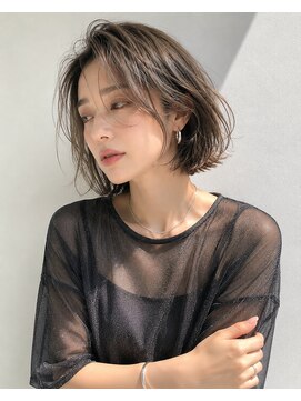 アッシュ 学芸大学店(Ash) ボブ/大人女性/グレーアッシュ/白髪ぼかしハイライト/脱白髪染め