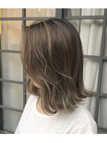 ヘアーアンドスパ アルバス(HAIR&SPA ALBAS)&nbsp;『ALBAS』切りっぱなし×ロブ×ハイライト×バレイヤージュ