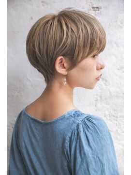 カライング(ing) 大人可愛い20代30代40代黒髪前下がりショートボブ丸みショート◎