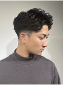 できる男のビジネスマン刈り上げパーマスタイル　日本橋三越前