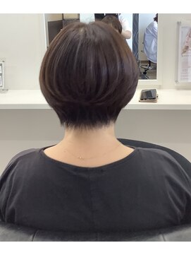 バンビ 大矢野店( Bambi) ショートボブ