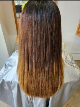 エイト オキナワ 沖縄新都心店(EIGHT okinawa) お客様スタイル_ブリーチ履歴×縮毛矯正【EIGHT　荒井】