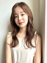 ブリス(VLISS)&nbsp;ミディアム レイヤーカット 顔周りレイヤー 透明感 20代30代40代