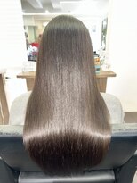 ルーツアイリー 心斎橋(ROOTS IRIE)&nbsp;髪質改善　髪質改善カラー　アッシュブラウン　艶感ストレート