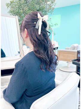 ユーフォリア(Euphoria.) ユーフォリア大人可愛いハーフアップ