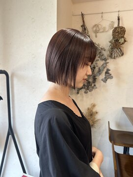 ソーイ(sowi) 【sowi 鳥羽】ナチュラルカラー×ぱつっと可愛いボブ