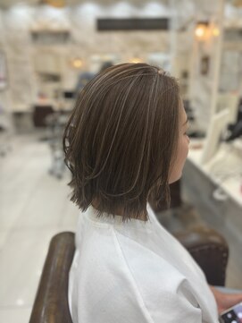 ティンク 関内(Tink) ハイライト×ベージュ