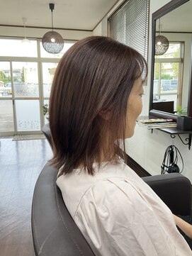 フラワー(flower) ミディアムヘアー