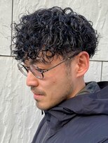 ジーニー 新百合ヶ丘(Genie)&nbsp;フェザーパーマサーフカール刈り上げセンターパート