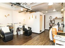 ゆったり落ち着けるシャンプーブース(^^♪