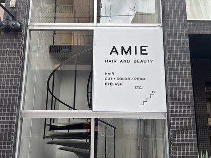 アミエ(AMIE)の写真