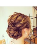 ルーズなアップスタイル