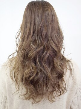 オヒアフォアプルメリア(OHIA for Plumeria) 外国人風のミルクティーベージュ