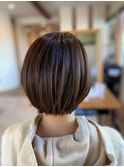 襟足がタイトにおさまるコンパクトボブ♪