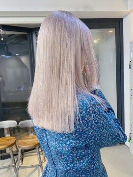 フラム 渋谷(flamme) ホワイトカラー＊ブリーチ3回から