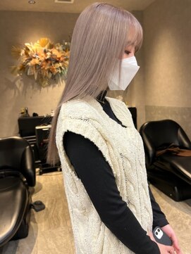 ロンド レア 天神大名店(Lond Le’a) ダブルカラー/インナーカラー/イヤリングカラー/ペールベージュ