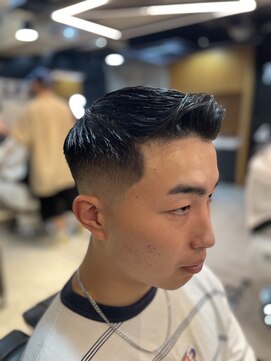 フランクスバーバー アンド ビアークラブ(FRANK'S BARBER and BEER CLUB) メンズカット